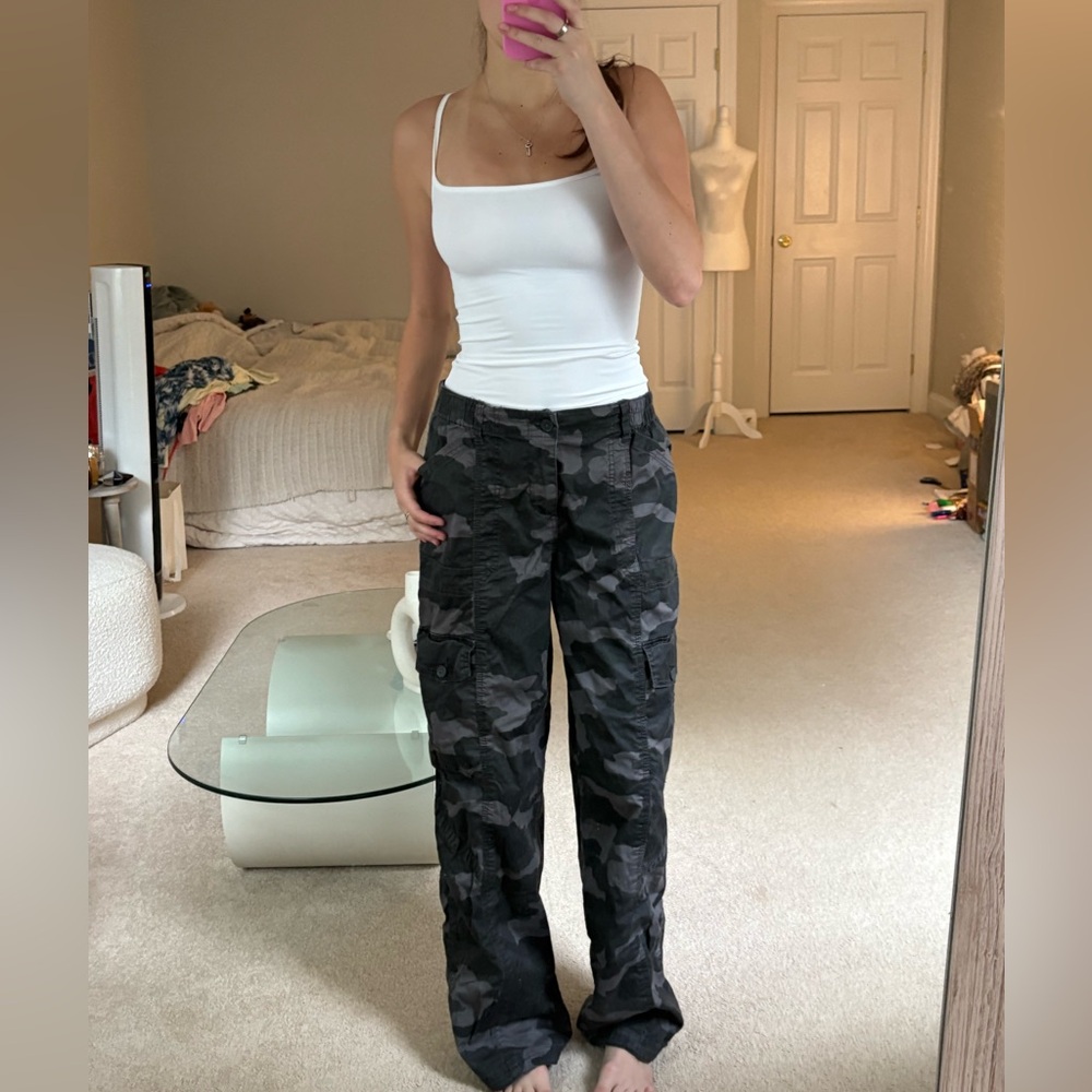 Supplies black and grey Camouflage Cargo Pants
